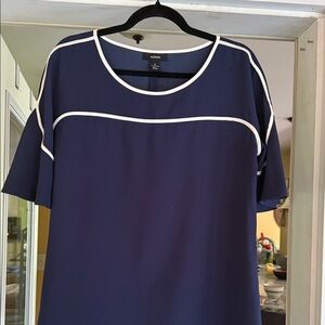 Alfani Women's Top in Navy and White